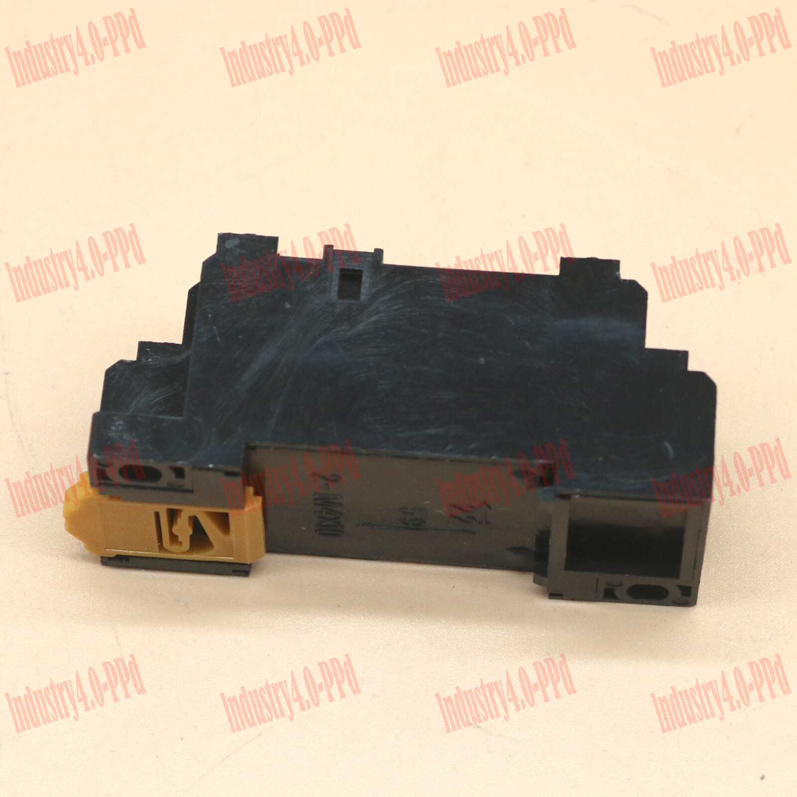 1PCS New for Omorn 2-M4X10 relay sockets PYF14A-E FAST SHIP