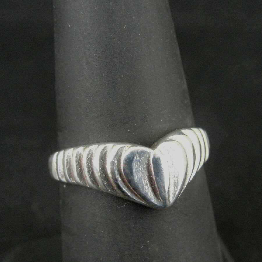 Ring Silver Band Heart Graduated Size Design Sterling 925 Size 6 Ring