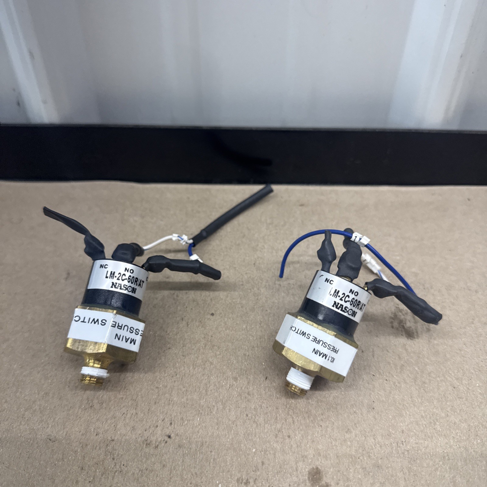 Lot Of 2- Nason LM-2C-60R/AT 60 PSI Pre-Set Pressure Switch