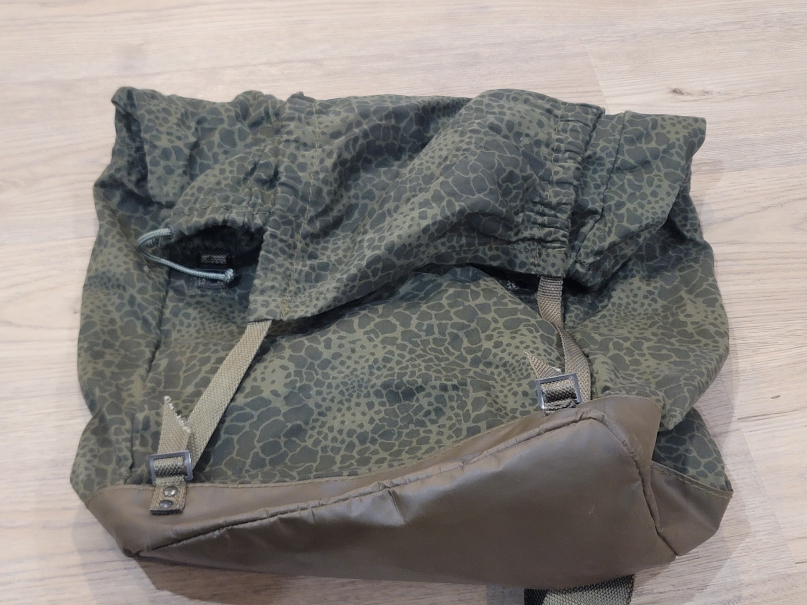 Vintage WZ89 Polish People's Army Mitary Rucksack Camo Expandable Bag 30-60L