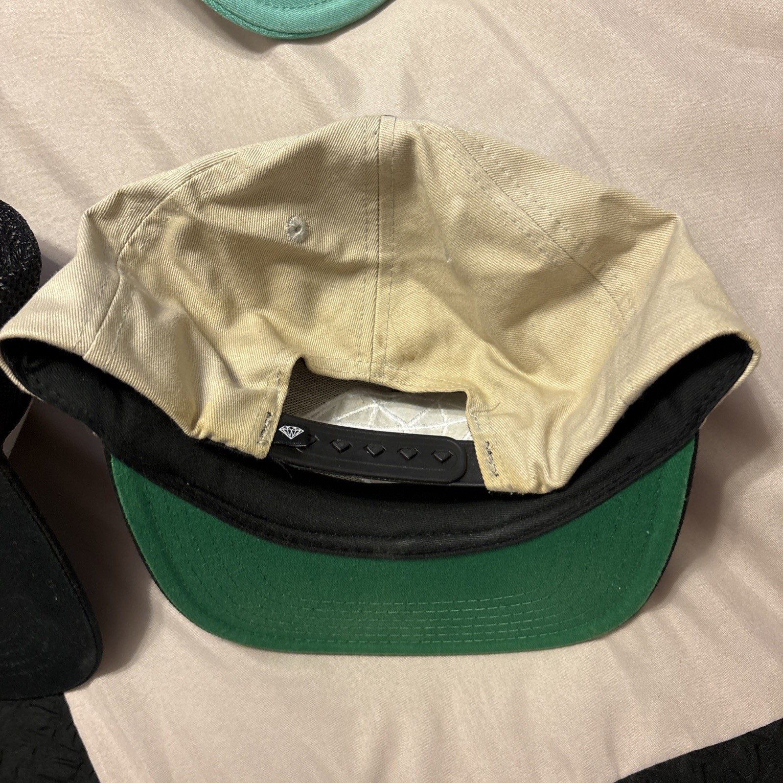 VintageMen’s Snapback Hats Vans, American Eagle, Diamond Supply Co.