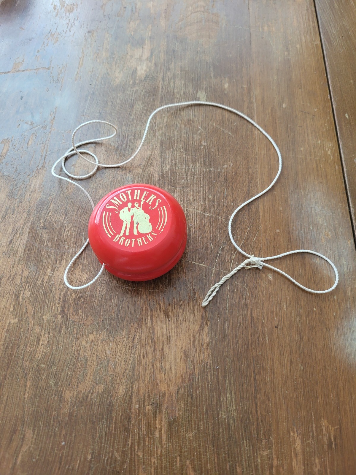 YoYo - Vintage Smothers Brothers Wooden Red YoYo Kodak Promotional Toy - 2 1/4"