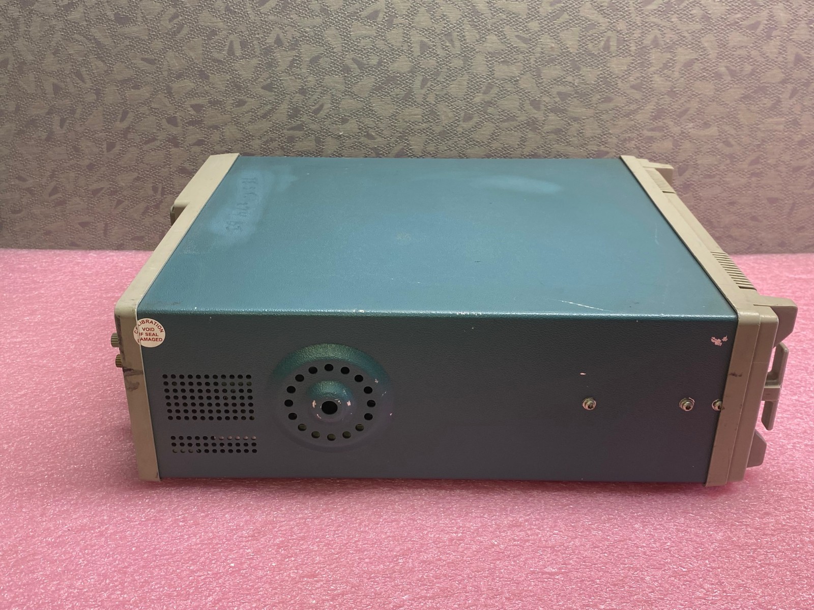 TEKTRONIX 2205 OSCILLOSCOPE
