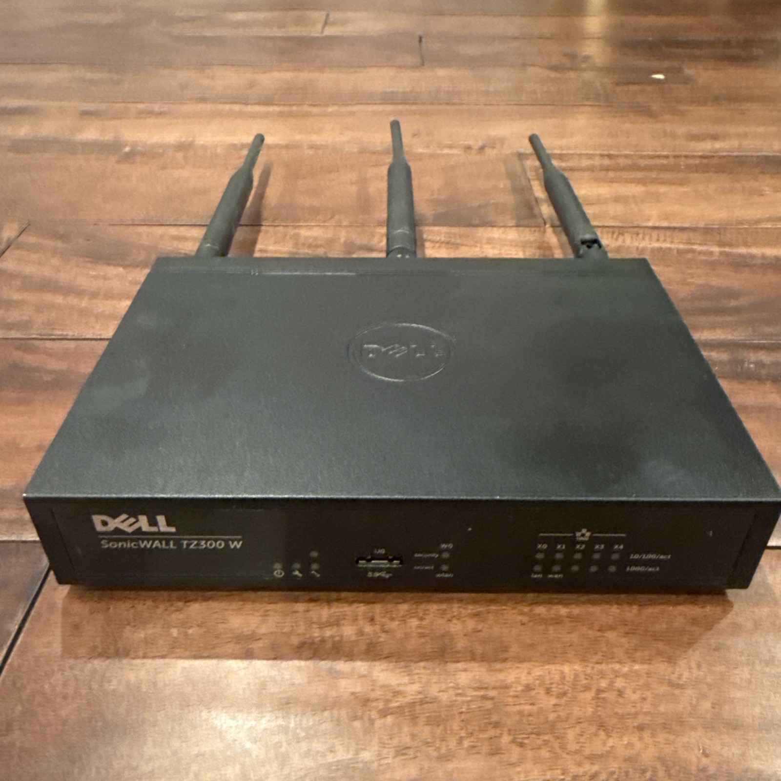 Dell SonicWall TZ300 5 Port Network Security Firewall Appliance APL28-0B4