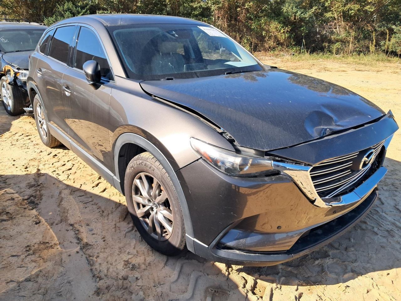 CX-9      2017 Glove Box 4821635