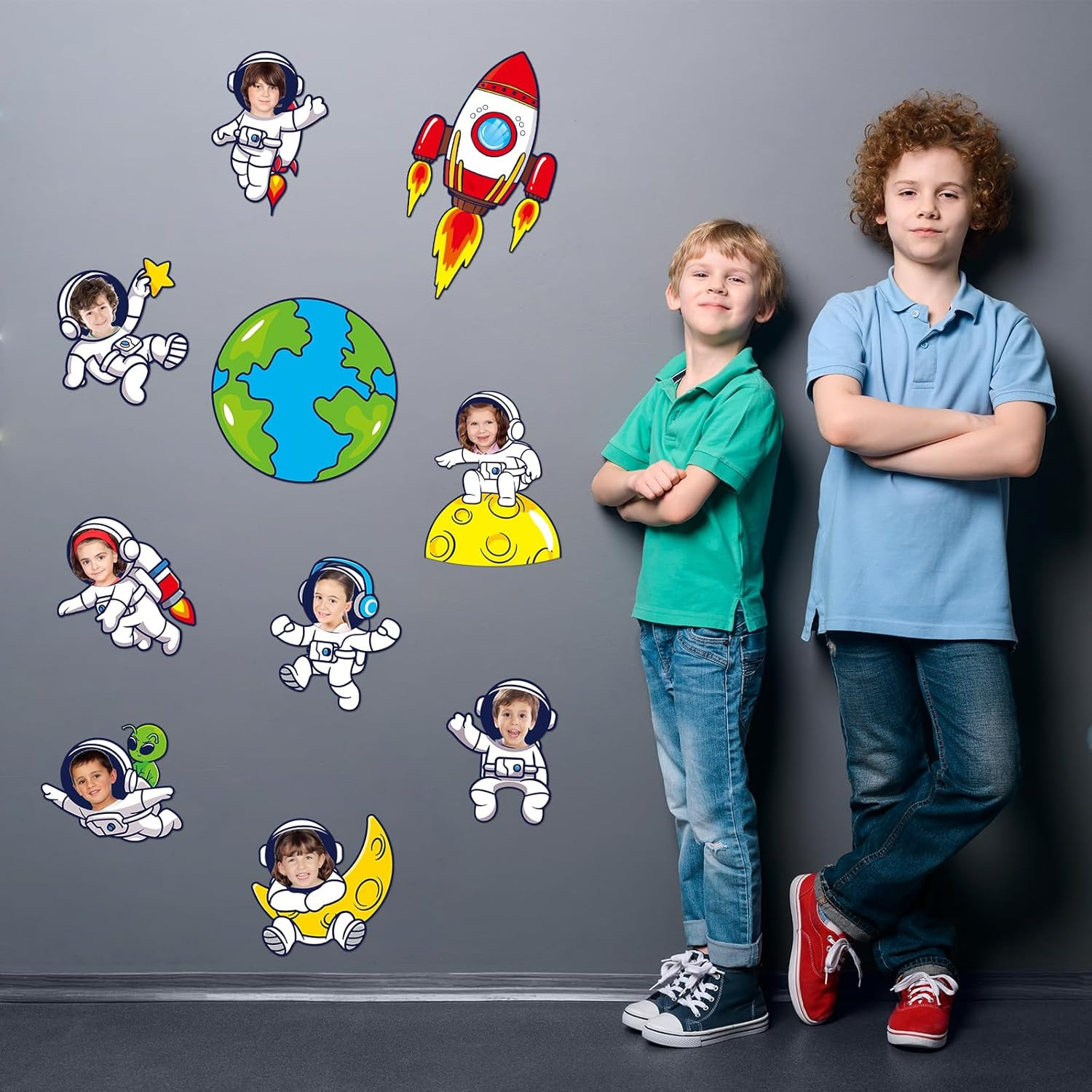 60Pcs Outer Space Cutouts Astronaut Bulletin Board Set Decoration Space Theme Cl