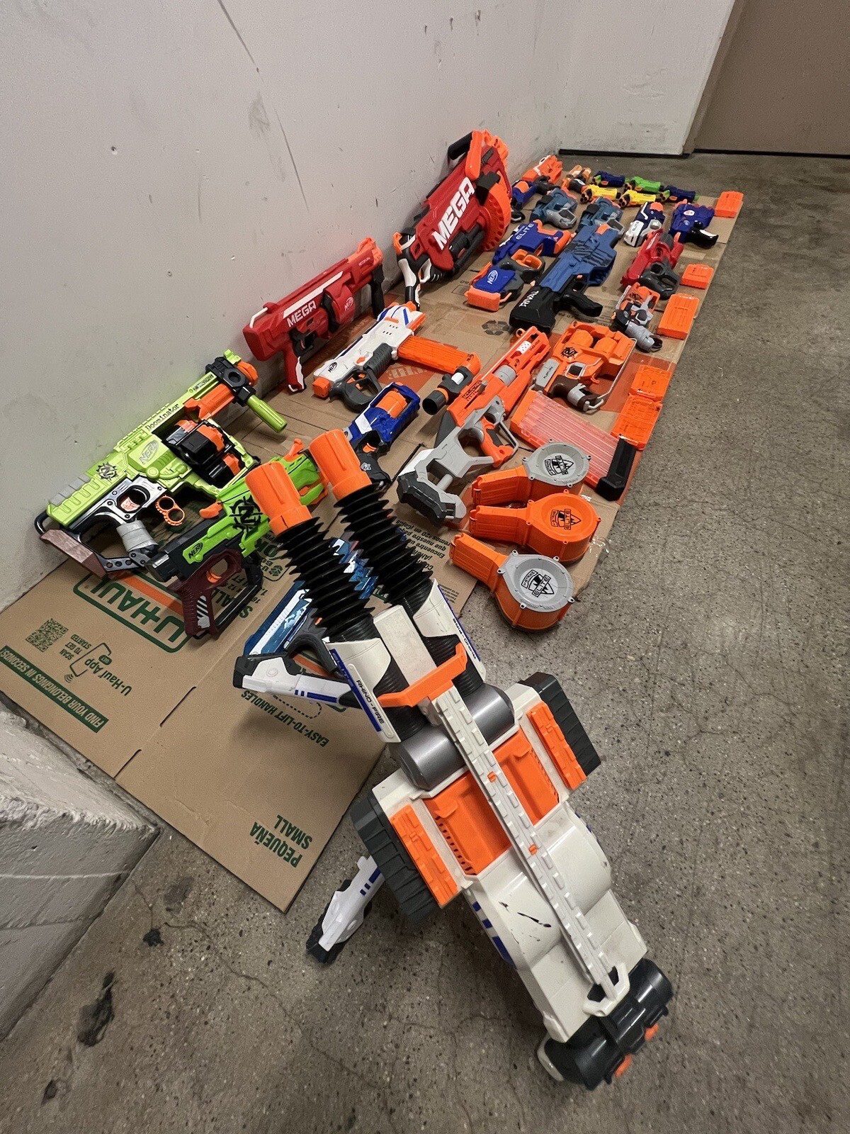 Huge Lot of Nerf Guns