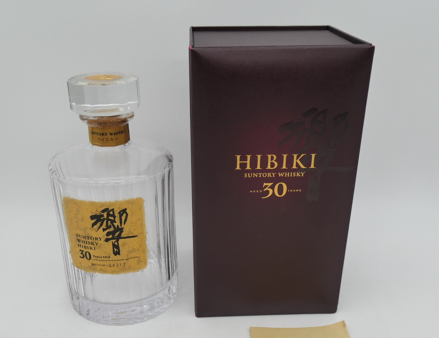 Suntory HIBIKI 30 year bottle empty with original BOX whisky From Japan