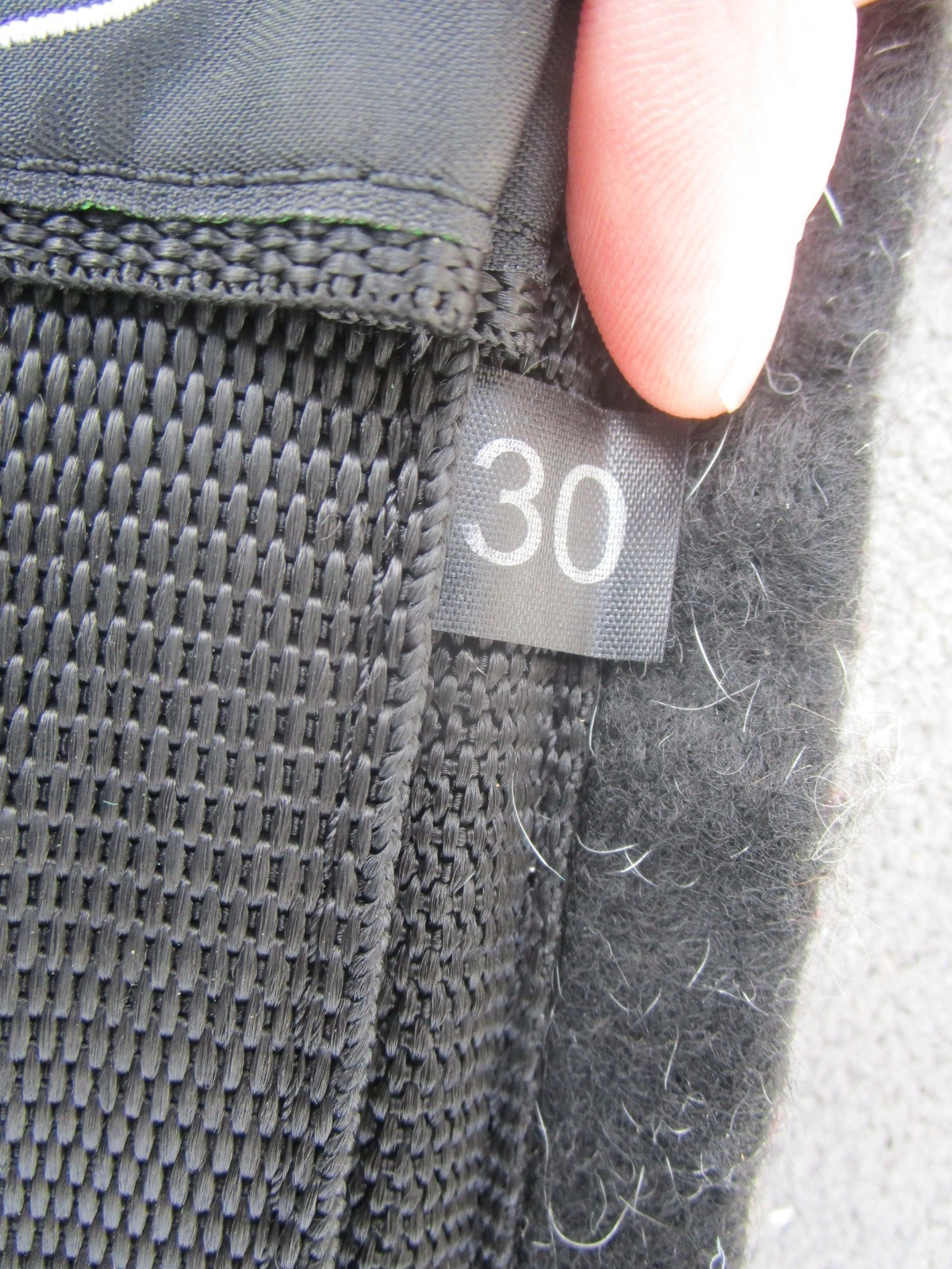 30'' WEAVER FELT WESTERN SMART CINCH BLACK