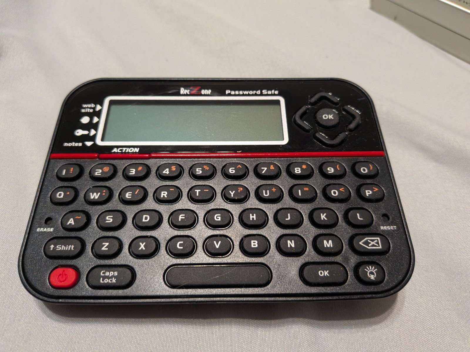 RecZone Password Safe Handheld Digital Keeper Vault Model #595 TESTED