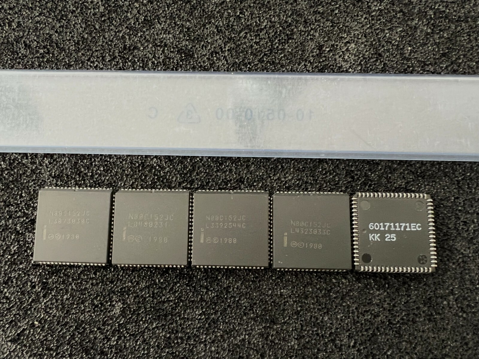 N80C152JC