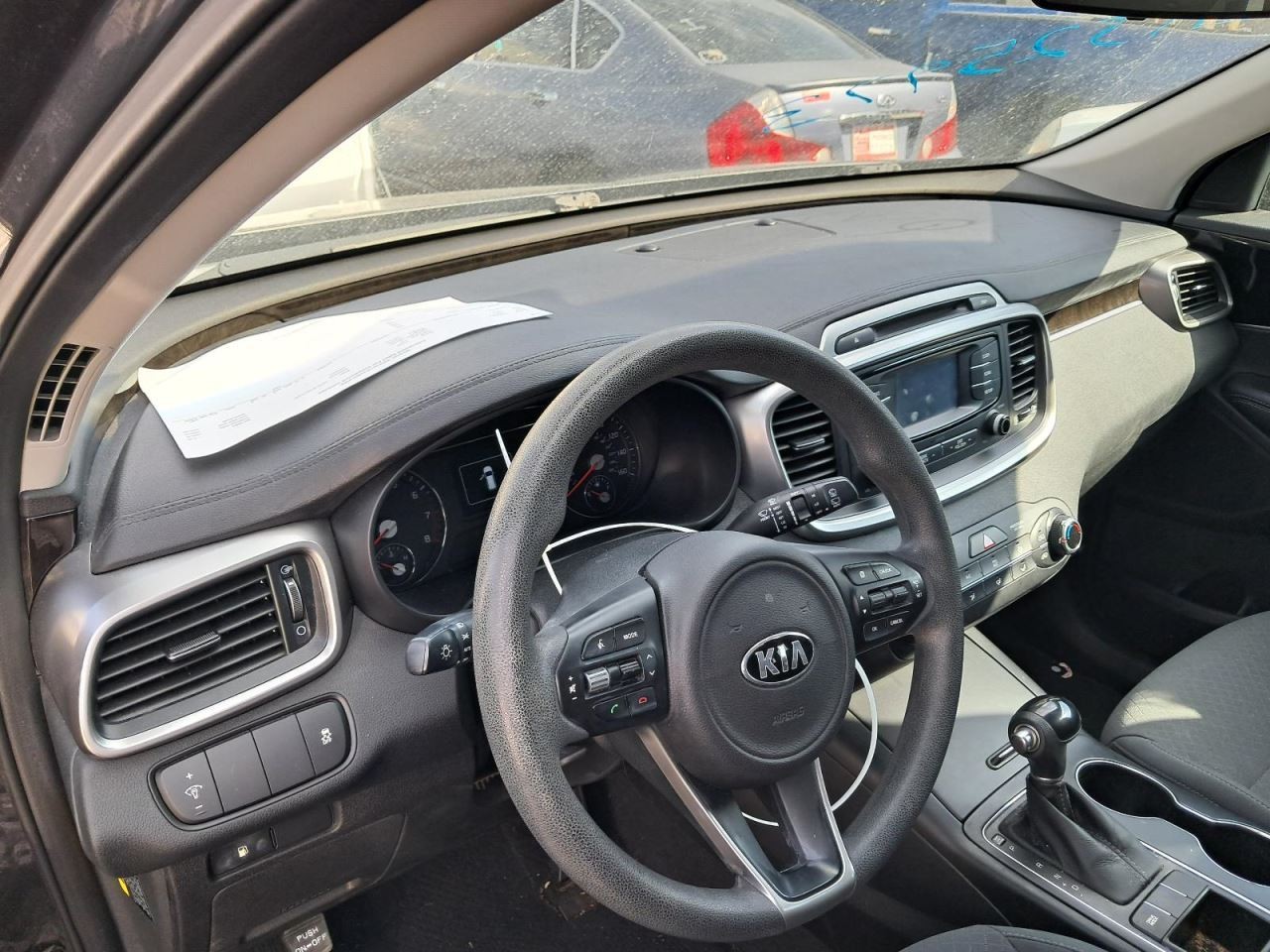 SORENTO 2017 Glove Box 4859333