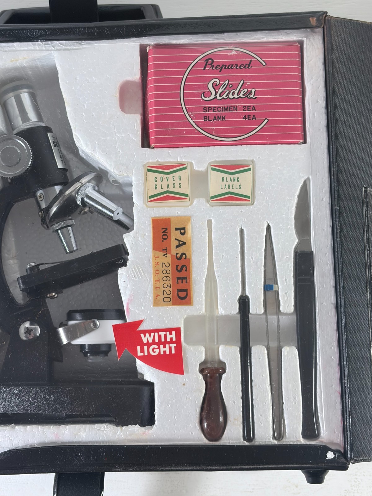 Vintage Precision Made Student Microscope Kit Complete Magnifies 150/450/750x