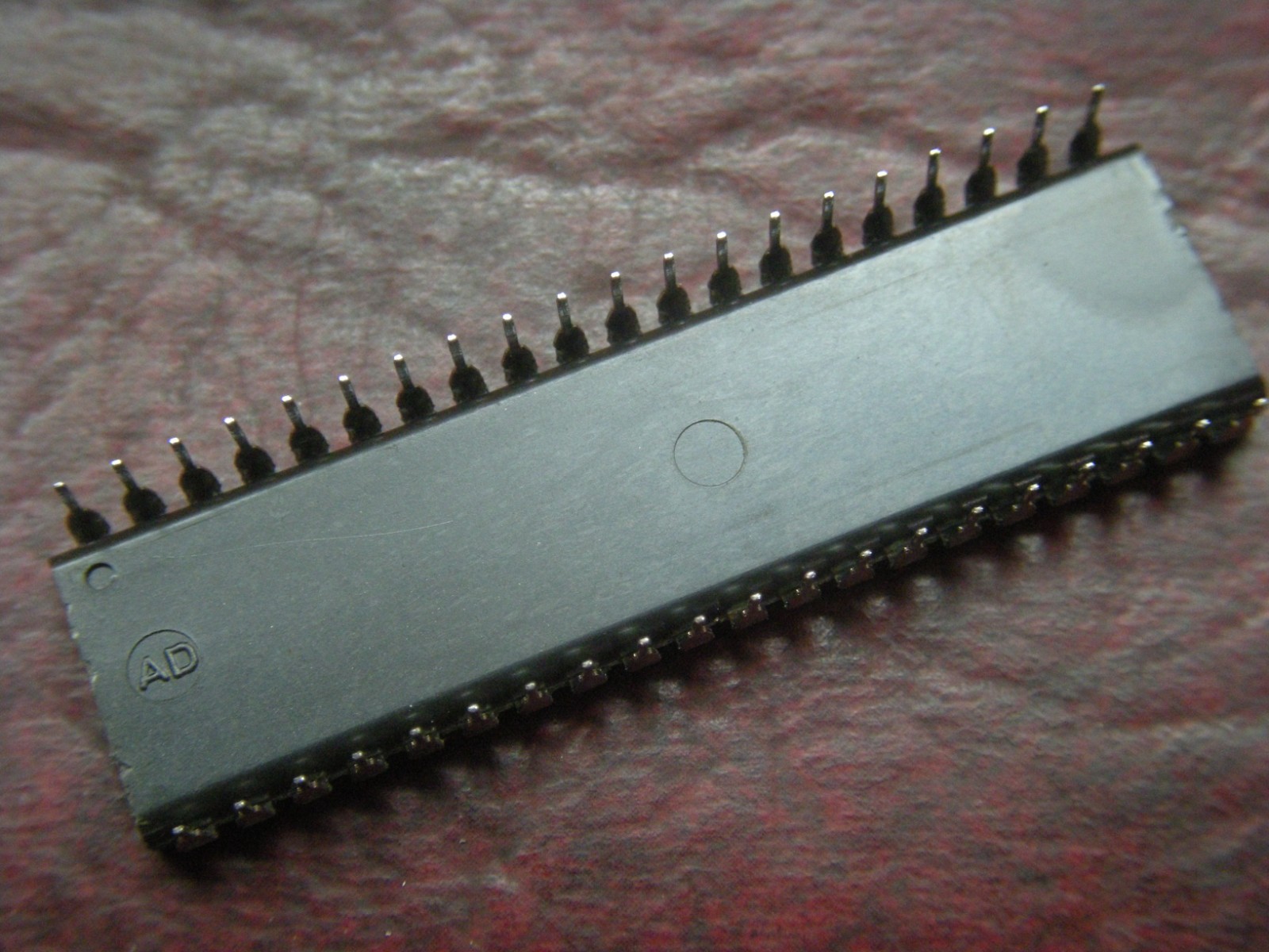 Z8530APC by AMD, Communications Controller, 40 Pin, DIP
