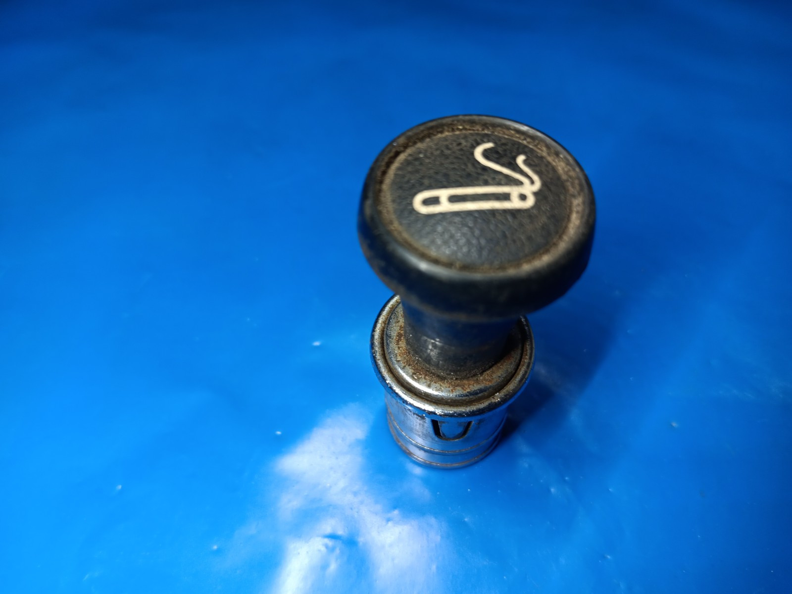 Vintage Toyota Pickup Truck Hilux Corona Cigar Cigarette Lighter OEM