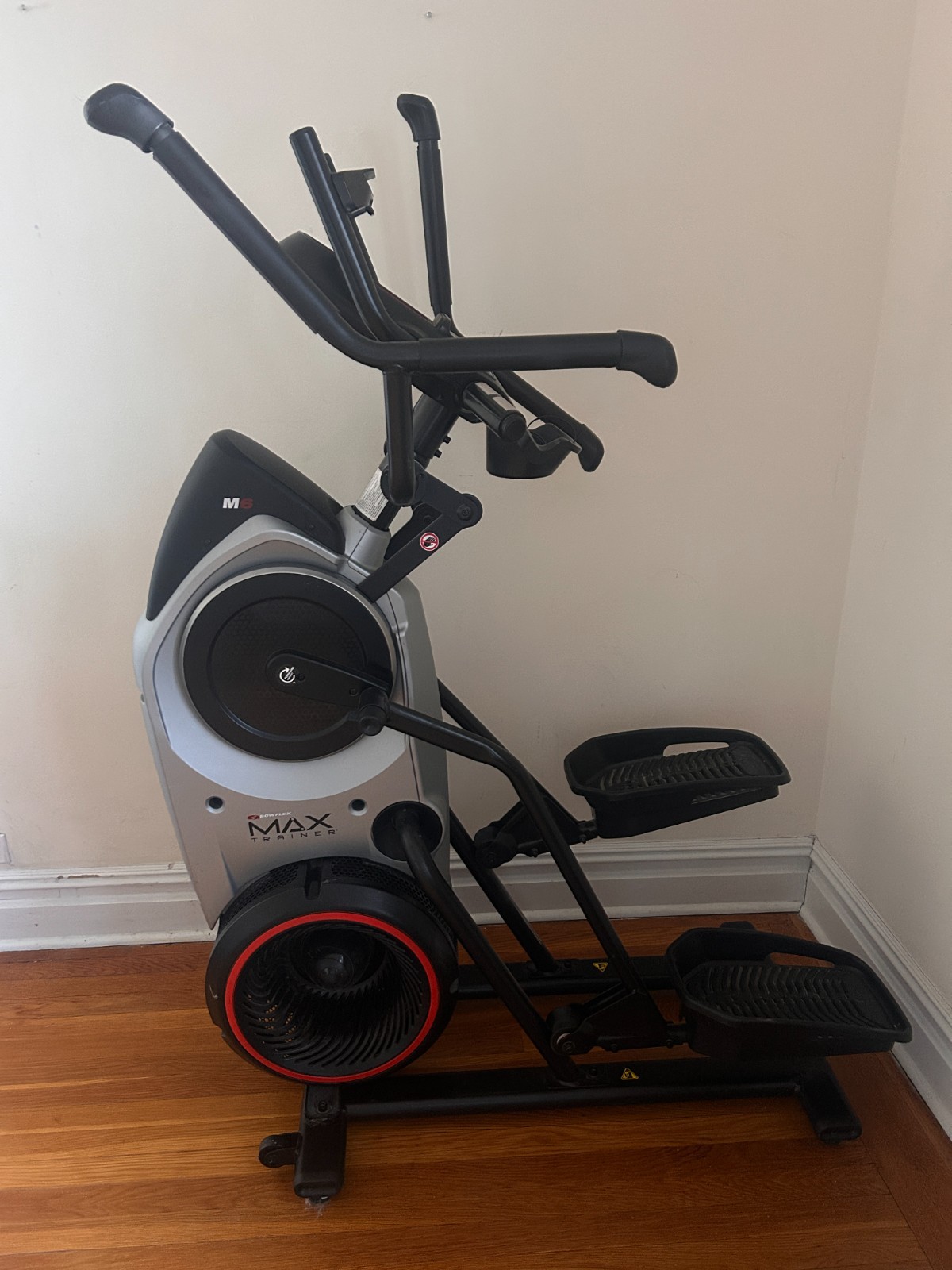 Bowflex Max Trainer M6 Lightly Used – Excellent Condition – Disassembly Included