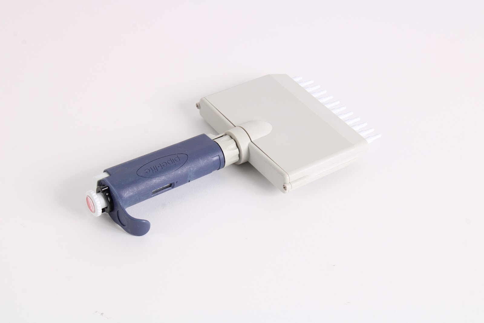 Rainin Pipet-Lite L20 2-20ul LTS 12-Channel Pipette - One Tip Broken