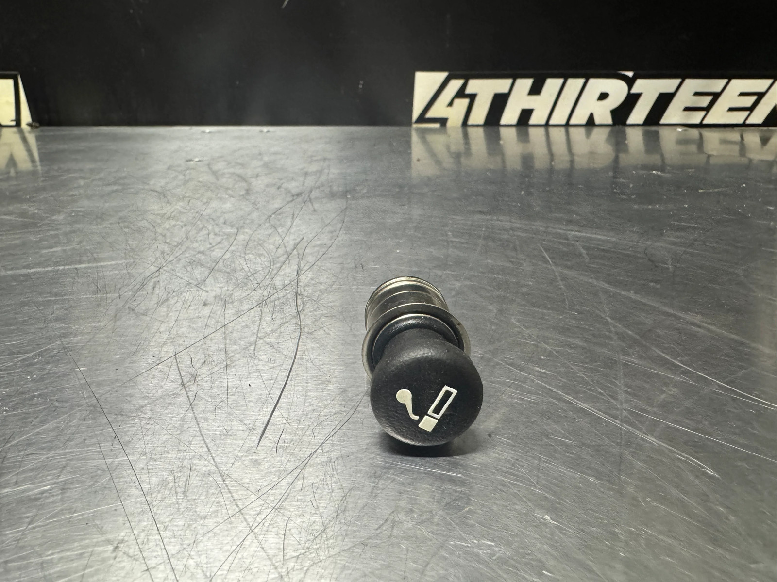 97-04 C5 CORVETTE CIGARETTE LIGHTER ELEMENT OEM #N113