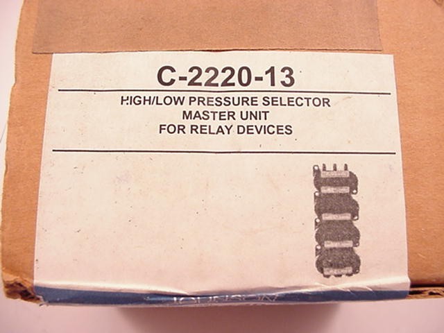 Johnson Controls C-2220-13 High Low Pressure Selector Master Uni  Ships Same Day