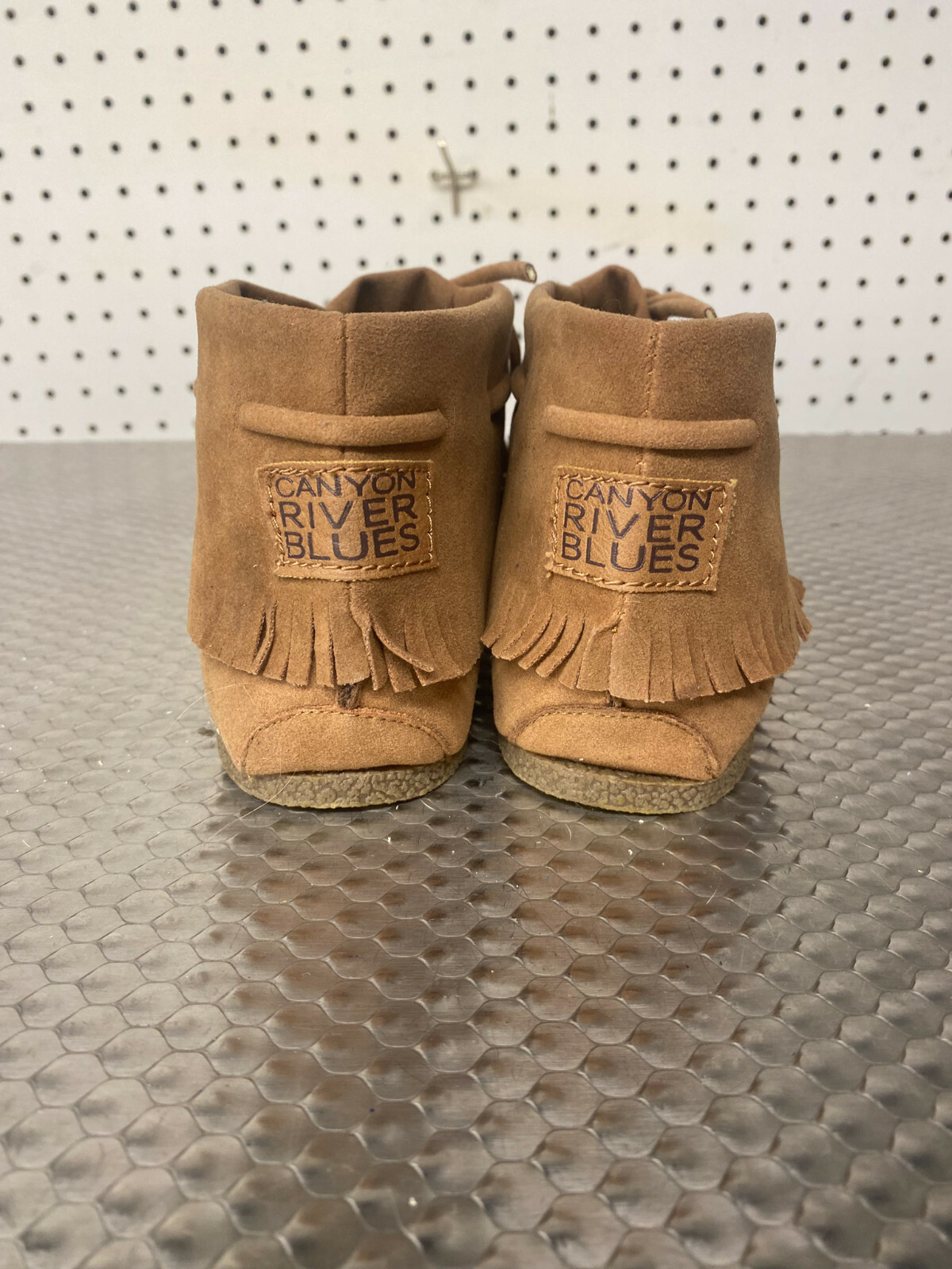 Canyon River Blue Shoes Size [Boys 6.5] [Women 7.5]