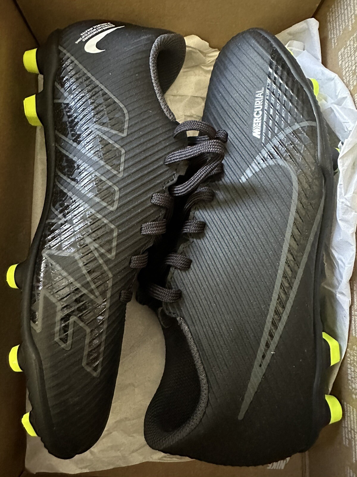 Size 4.5 Black Nike Mercurial Vapor 15 Club FG/MG Soccer Cleats DJ5963-001
