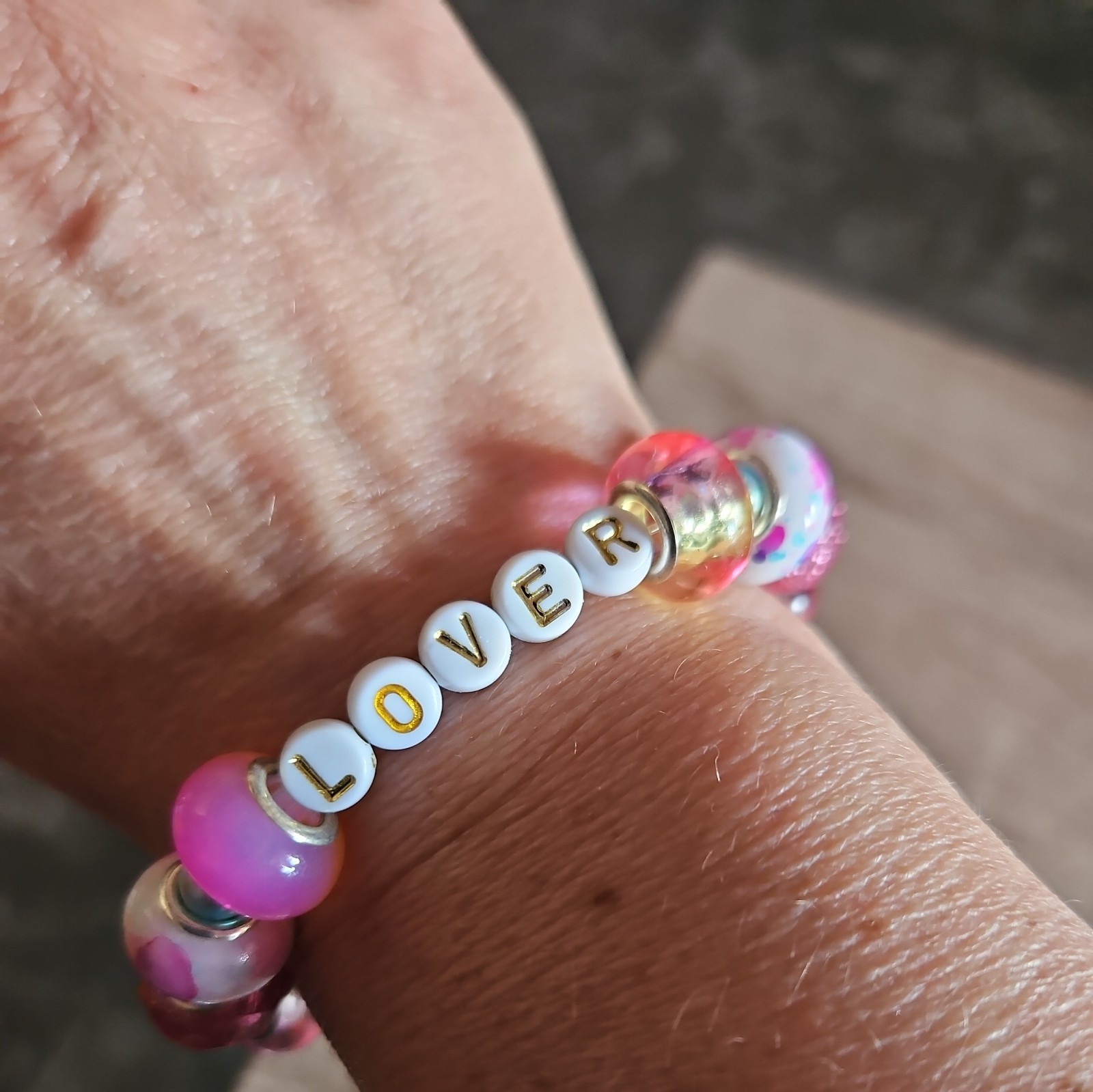 Handmade Beaded chunky Stretchy Bracelet 7"