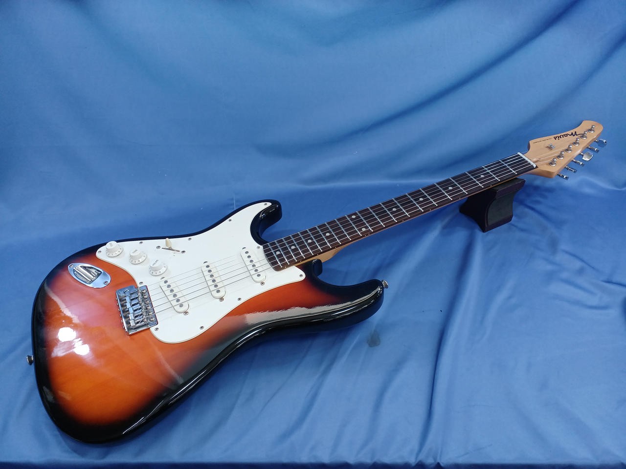 Mavis - Electric Guitar Safe delivery from Japan