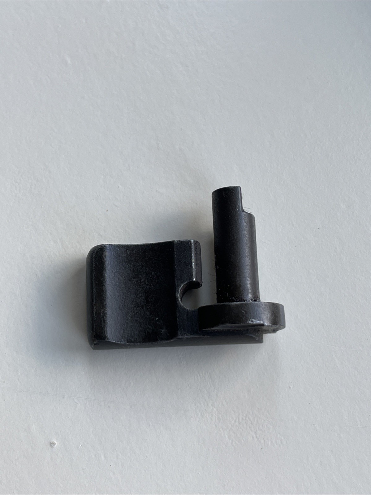 Late WWII German K98 Mauser UNNUMBERED Safety 98k ARMORERS Part Bolt