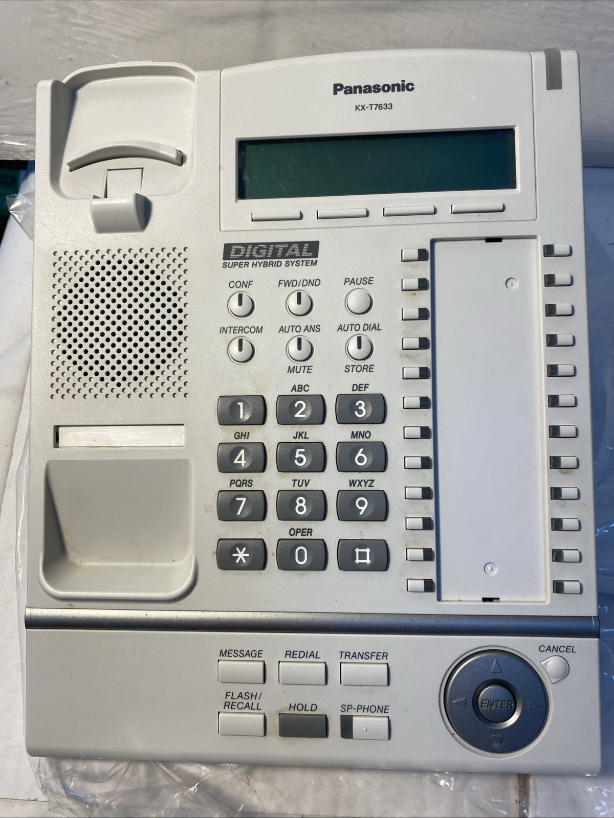 KX T7633 - Digital Super Hybrid System White SAME DAY SHIPPING NICE UNIT!!