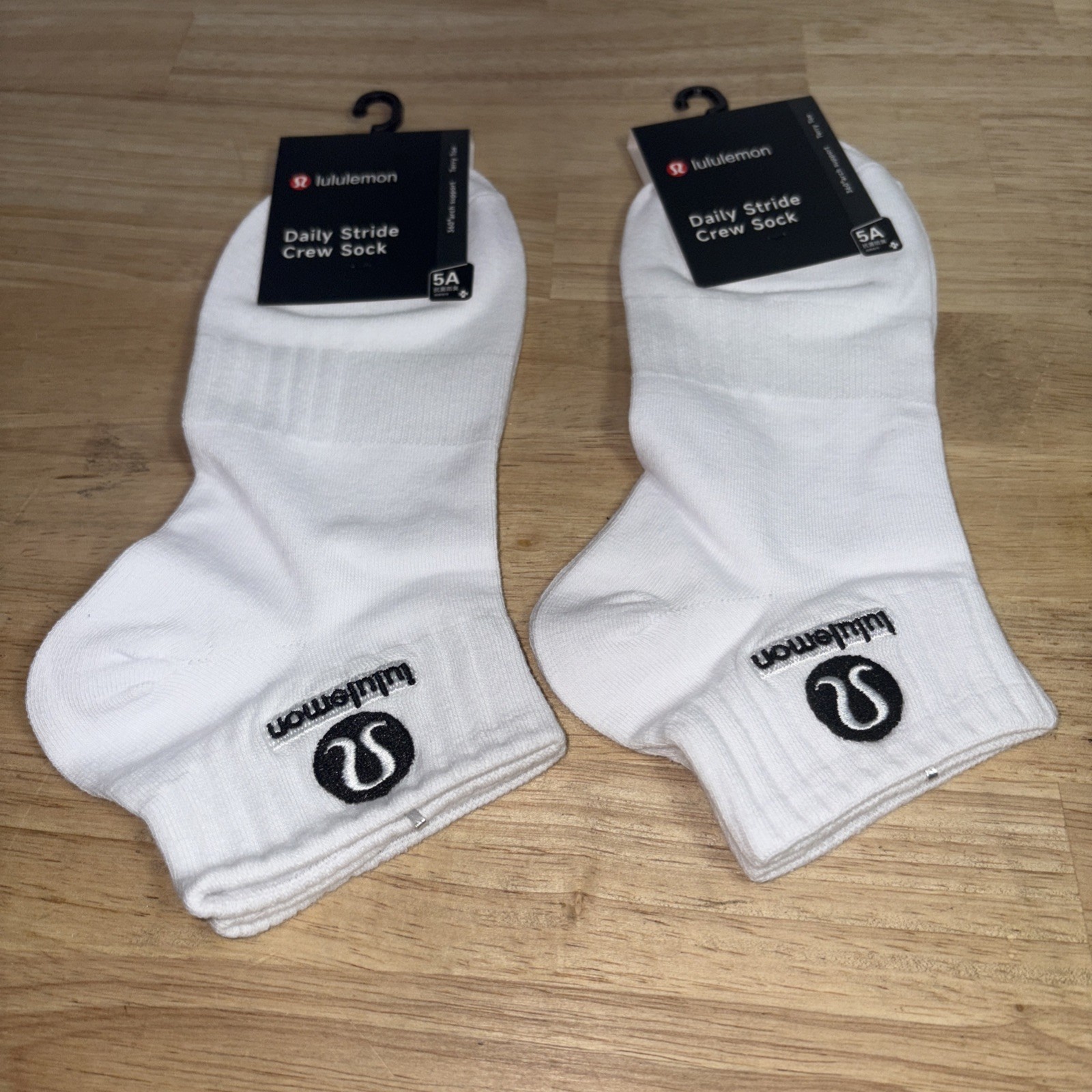 Lululemon Men Daily Stride Crew Ankle Socks 2 Pair White