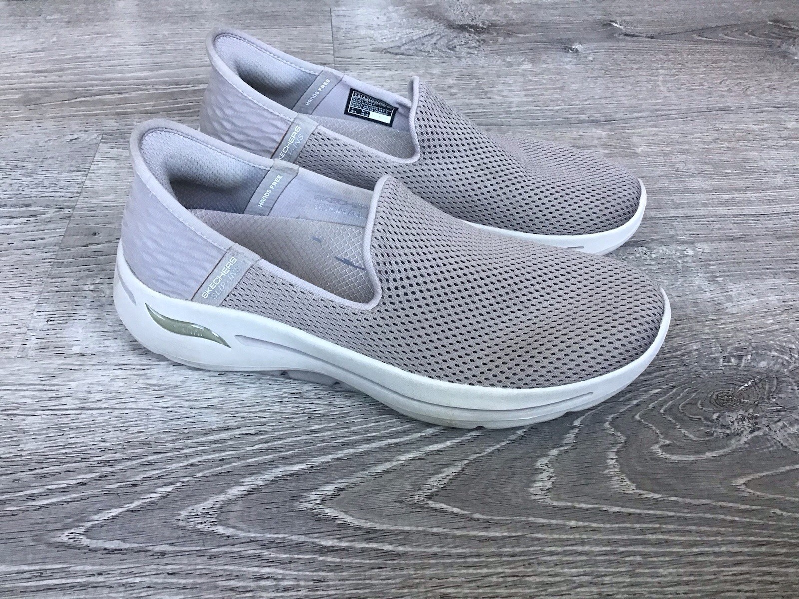 Skechers Arch Fit Women’s Size 7.5 Slip Ins Shoes Sneakers 124879 Gray Comfort