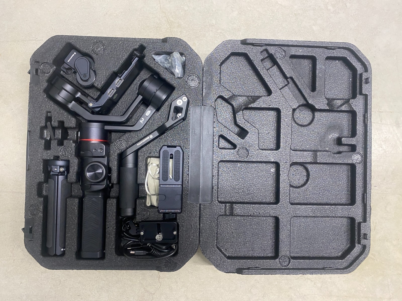 Manfrotto MVG220 Handheld Gimbal Stabilizer  Professional 3-Axis Gimbal with Box