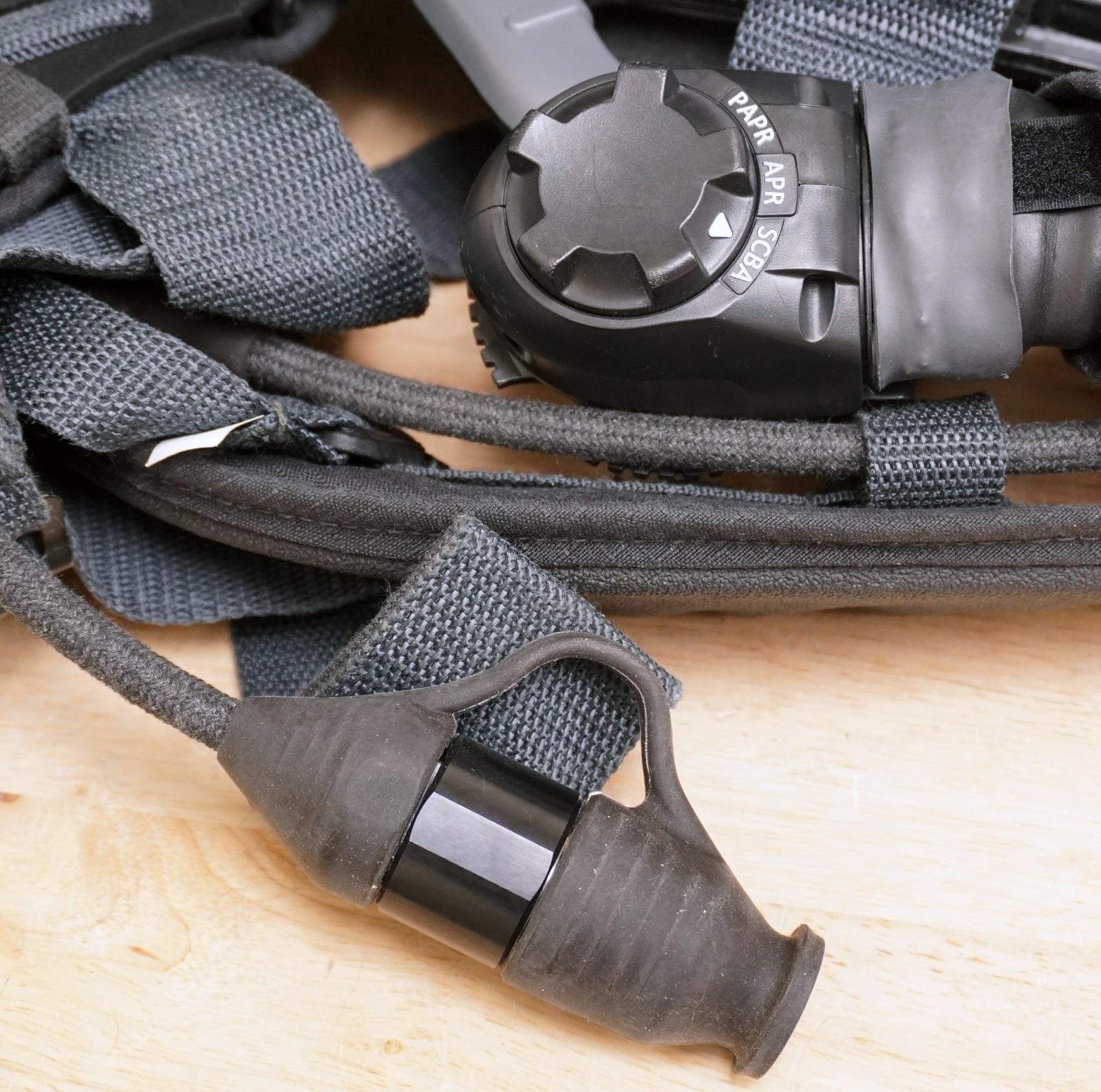 Avon Protection ST54 Self-Contained Breathing Apparatus Tactical Operator SCBA