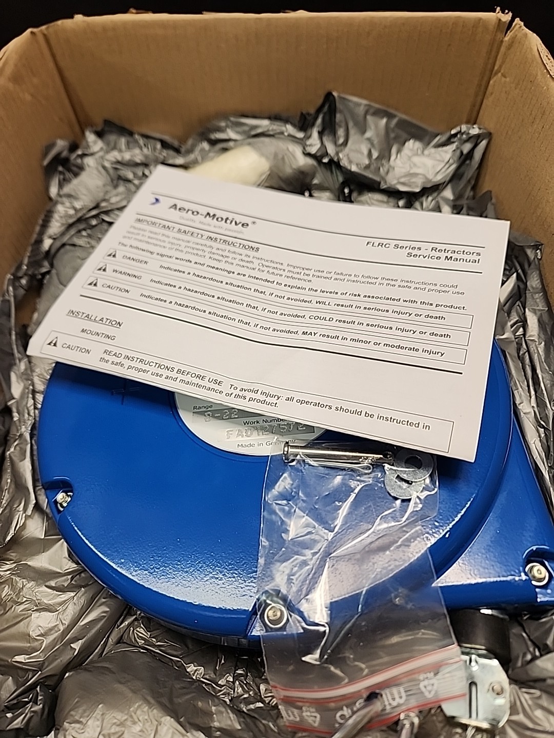 Aero-motive 22FLRC retractor