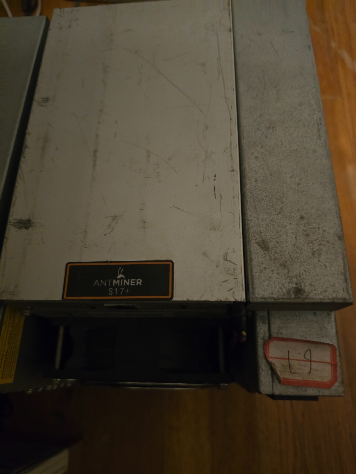 Bitmain Antminer S17+ - SHA-256 Miner 73 Th