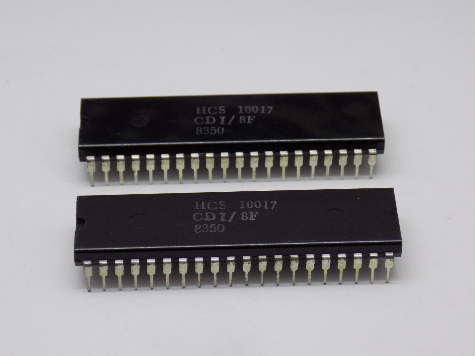 1x HCS10017 ULA Oric Atmos 8bit Controller DIP-40
