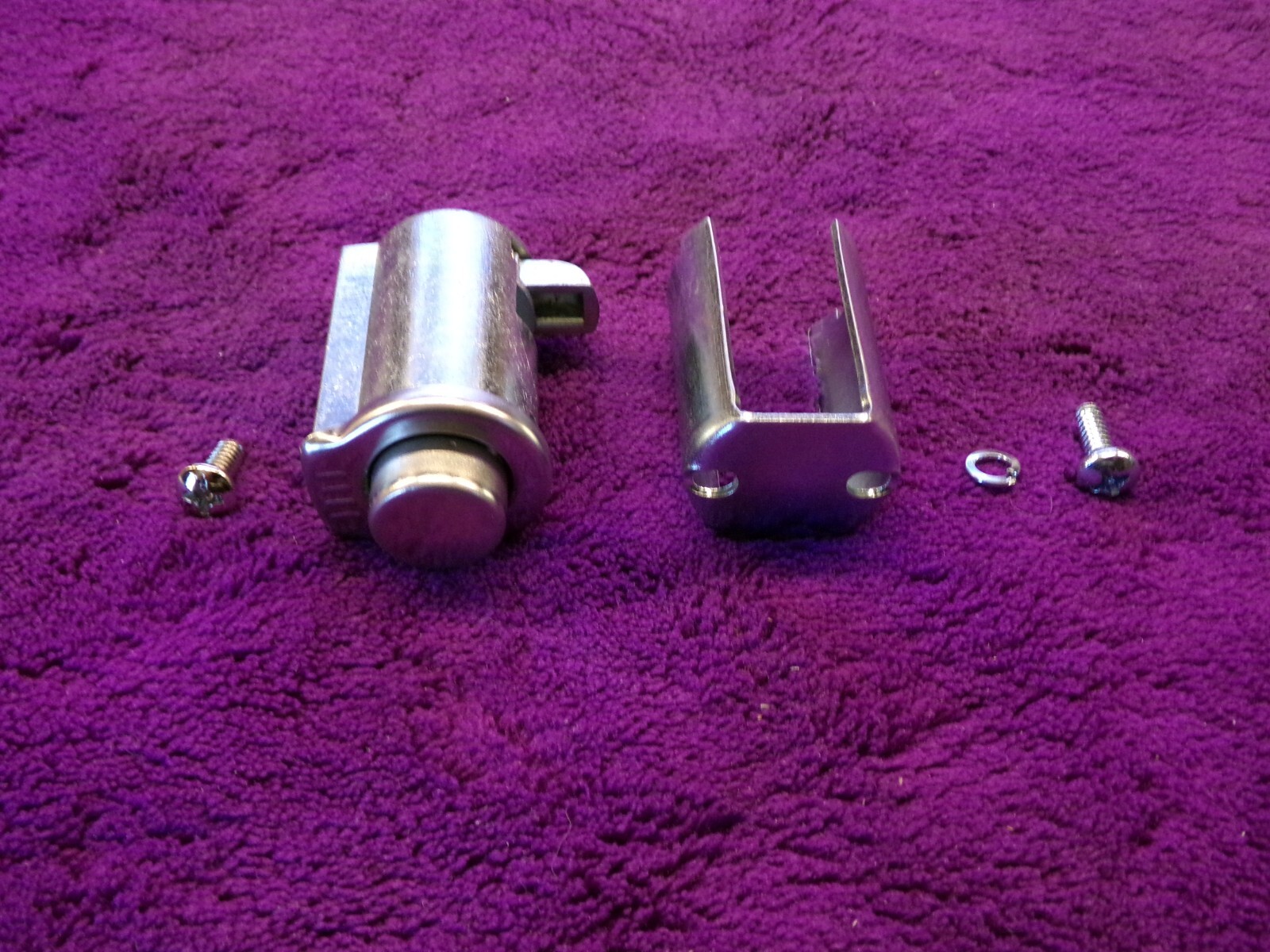 GLOVE BOX LOCK CHEVY TRUCK 1954 THRU 1972 ALL MODELS  CHEVY GMC TRUCK C10 72