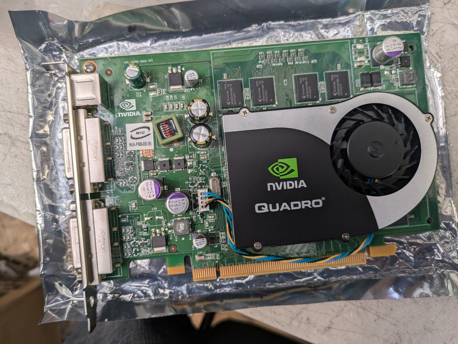 HP express graphics  card 60.84.6F.00.16 GRAPHICS CARD