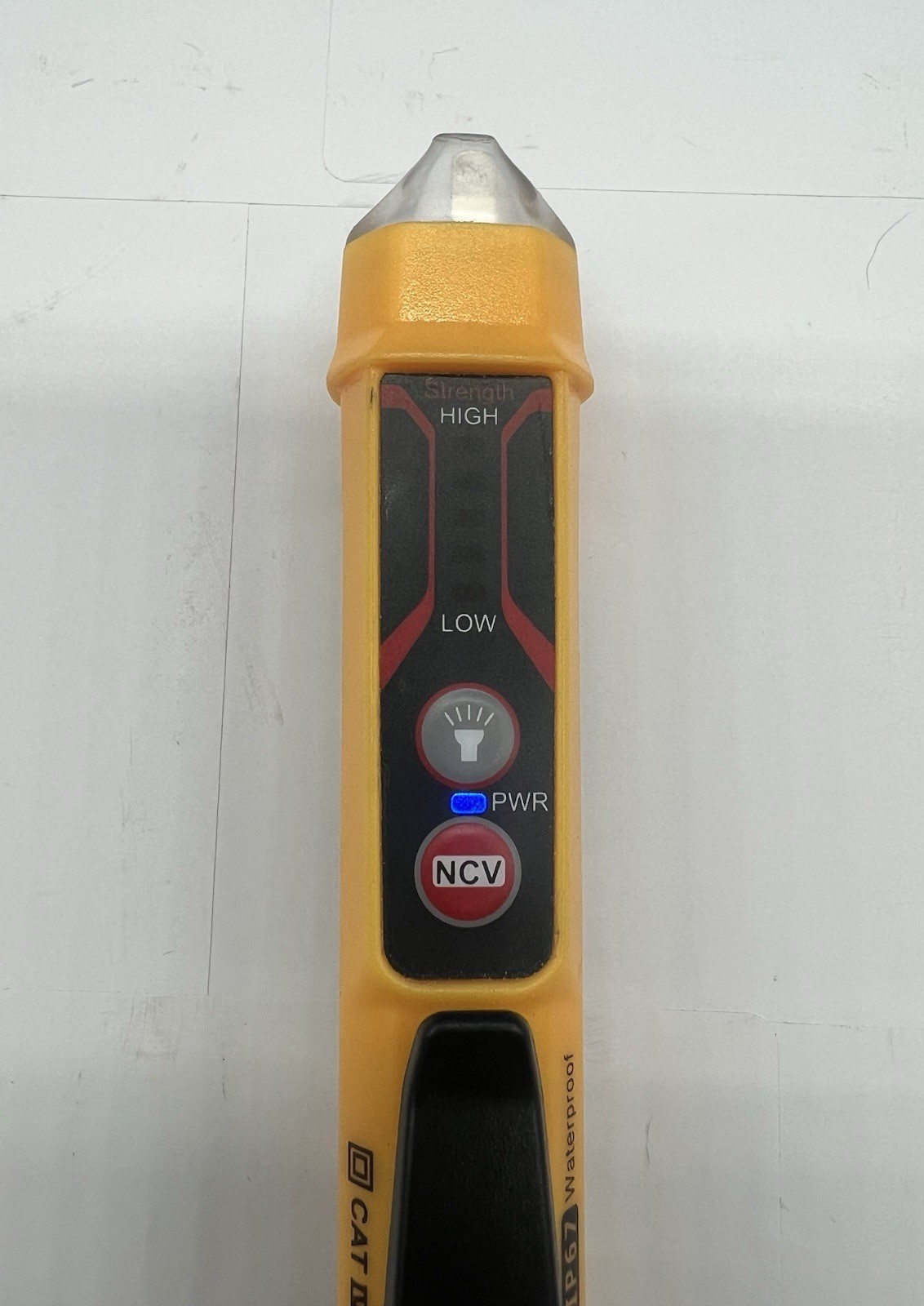 Klein Tools NCVT-3 Voltage Tester N Flashlight