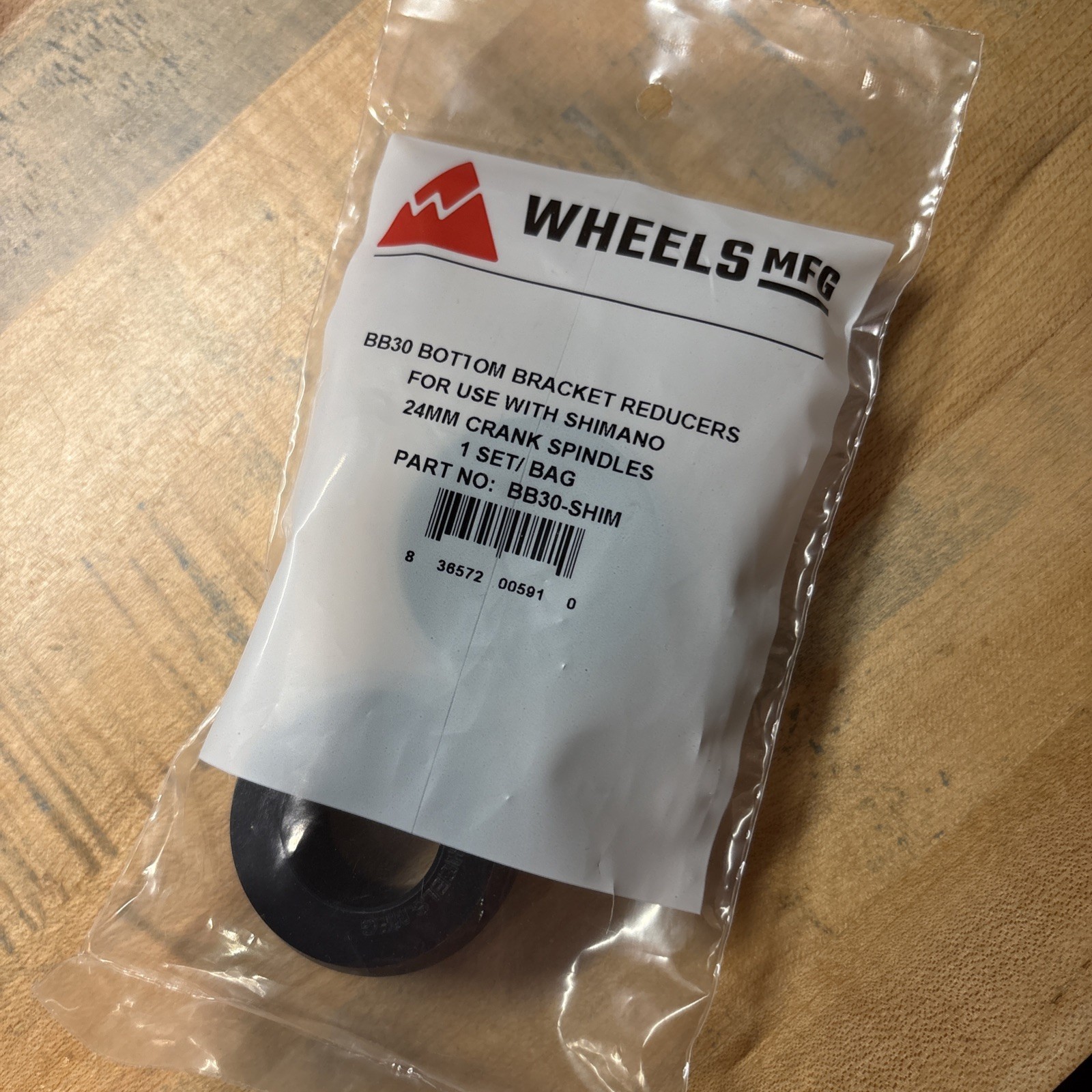 Wheels Manufacturing BB30 to Shimano 24mm adapter Black Pair BB30-SHIM