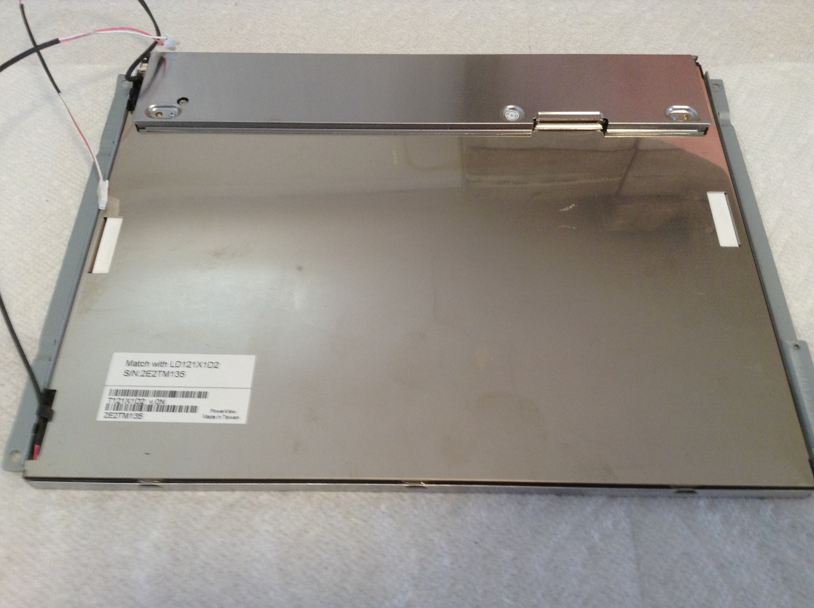 PowerView T121X1D2 Display