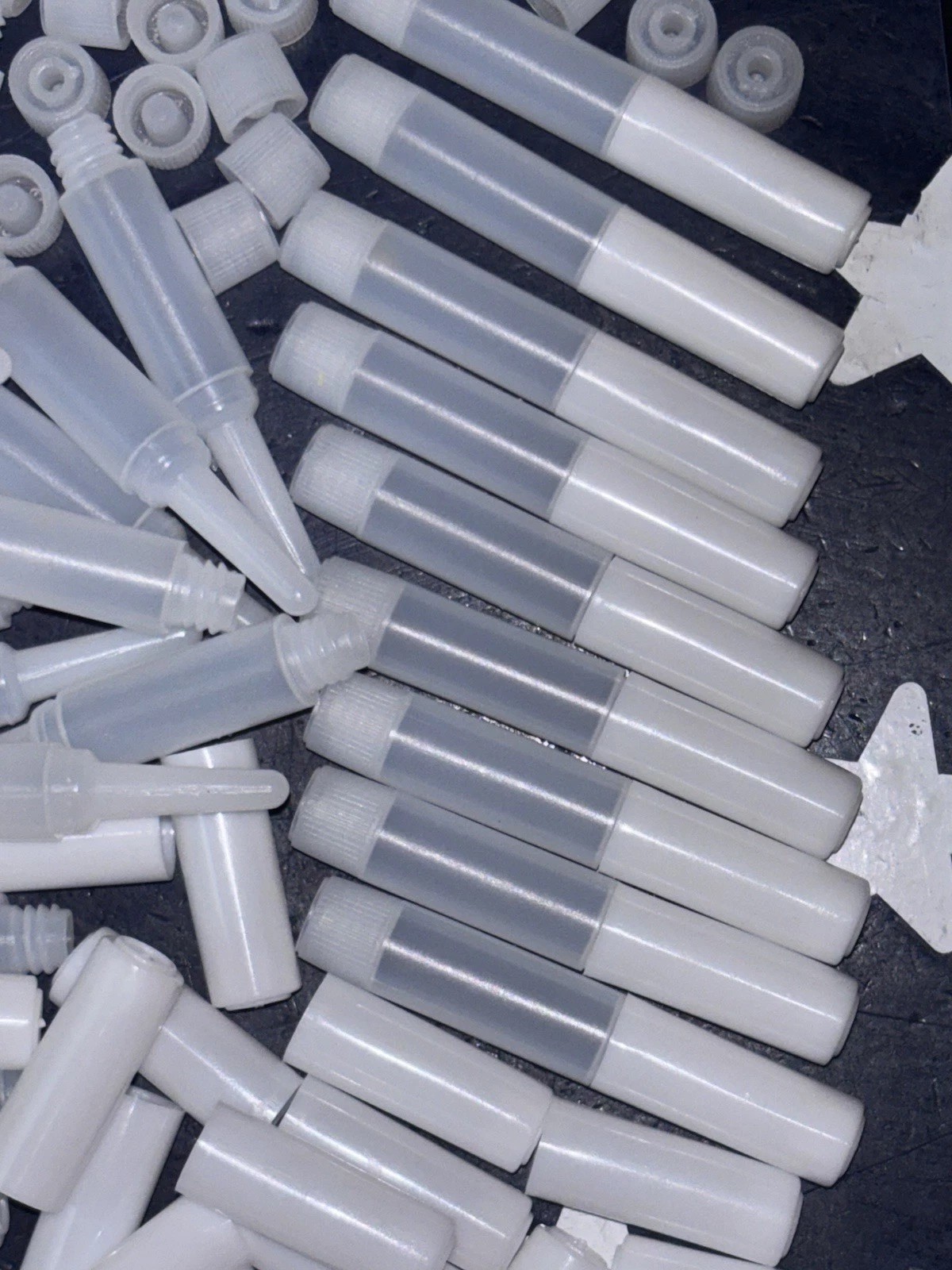 50 Sets 1ml Empty Plastic Squeeze Dropper Bottle Oils Glue Lubes Liquid Dropper