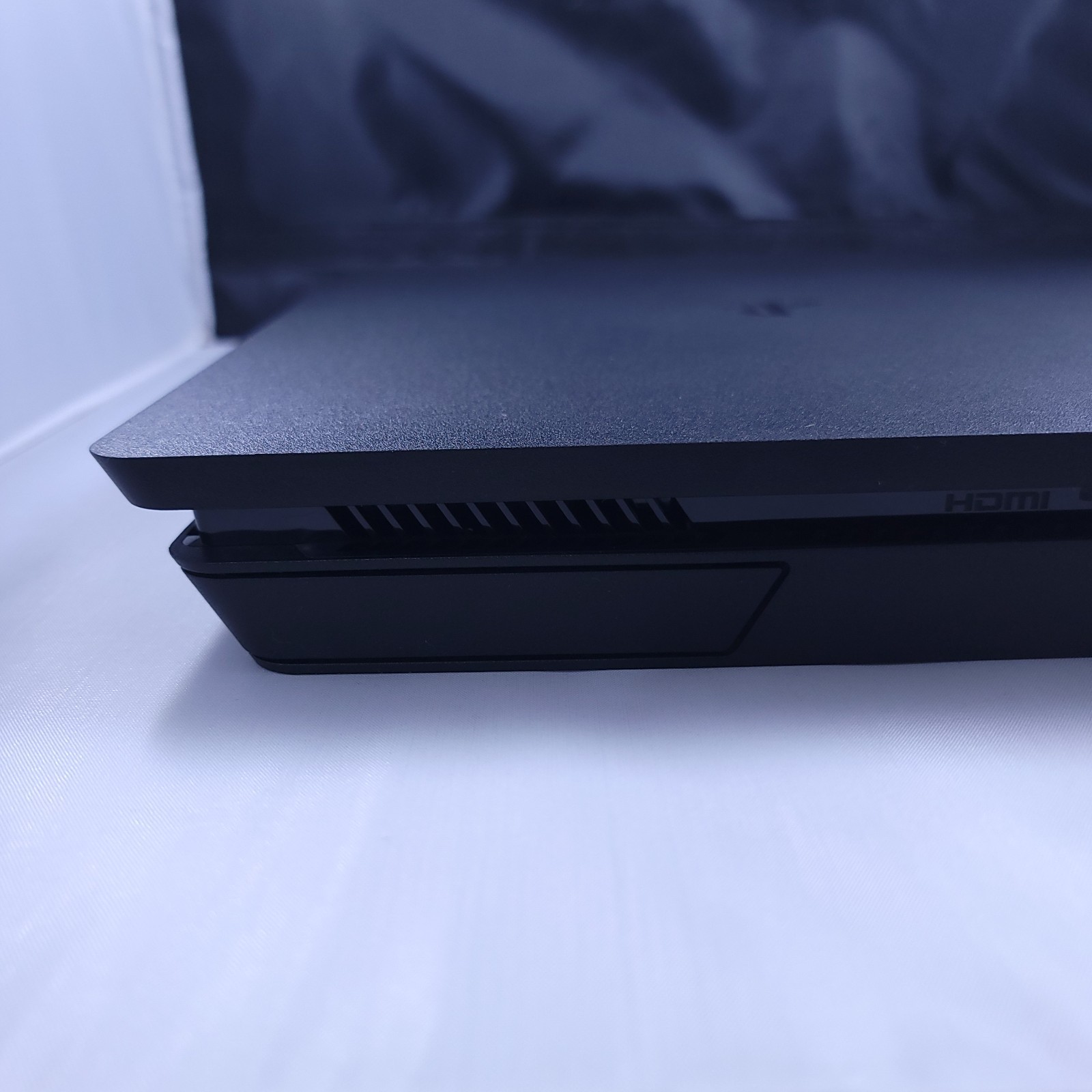 Playstation 4 Slim 1TB Console with box & controller - pre-owned
