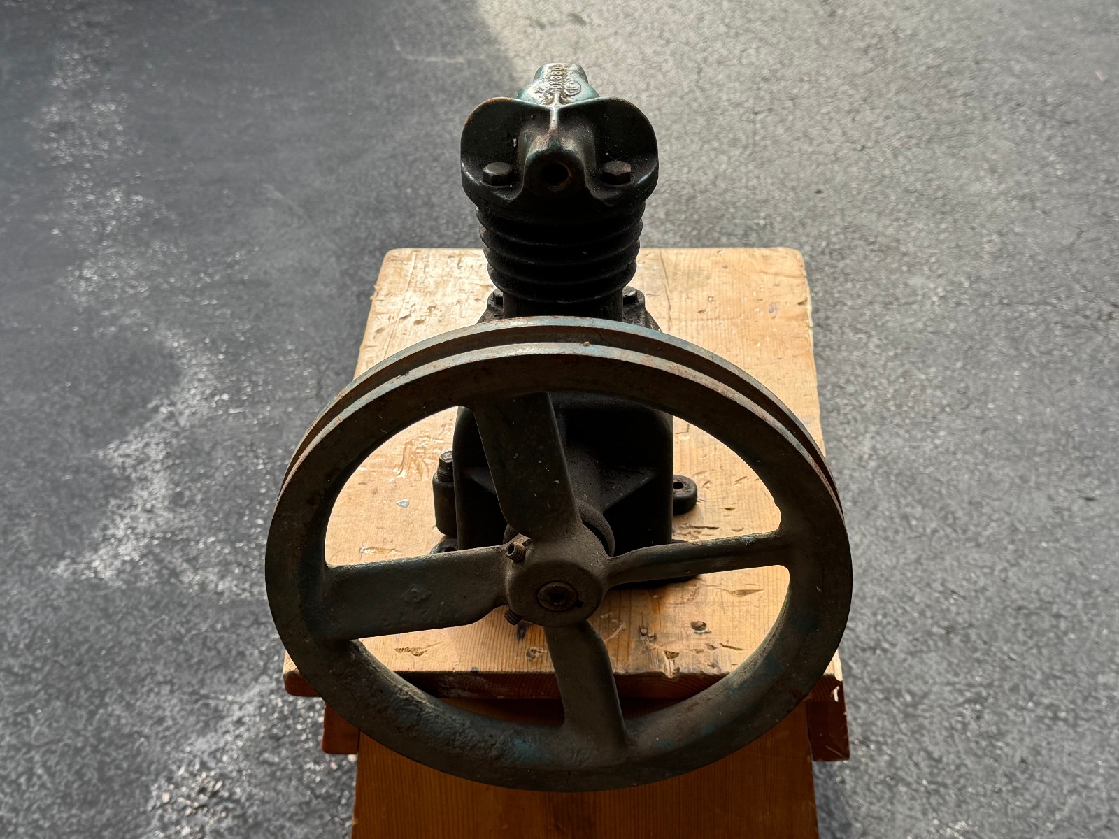 Antique Air Compressor Pump Fly Wheel Curtis Kellogg Devilbiss Automotive Tool