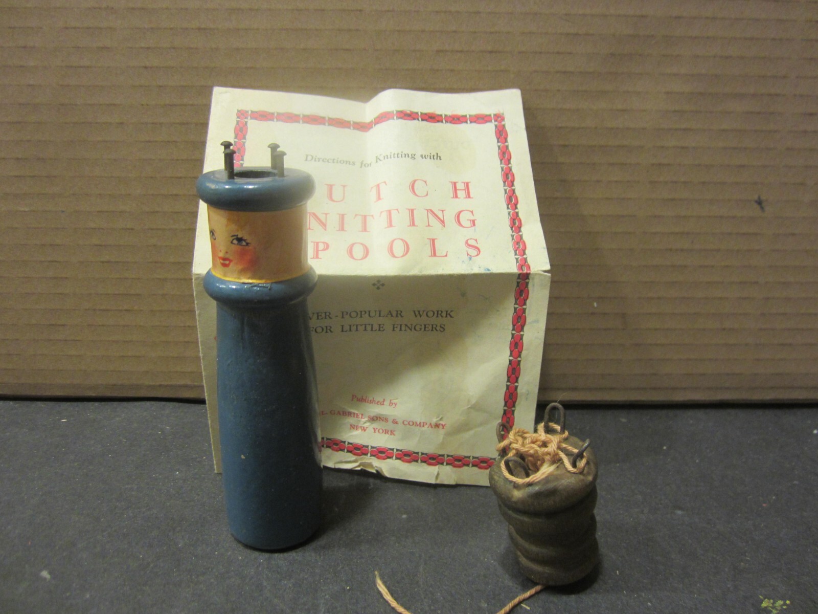 Dutch Knitting Tool Spool Red Blue Wood set of two Gab & Sons of New York