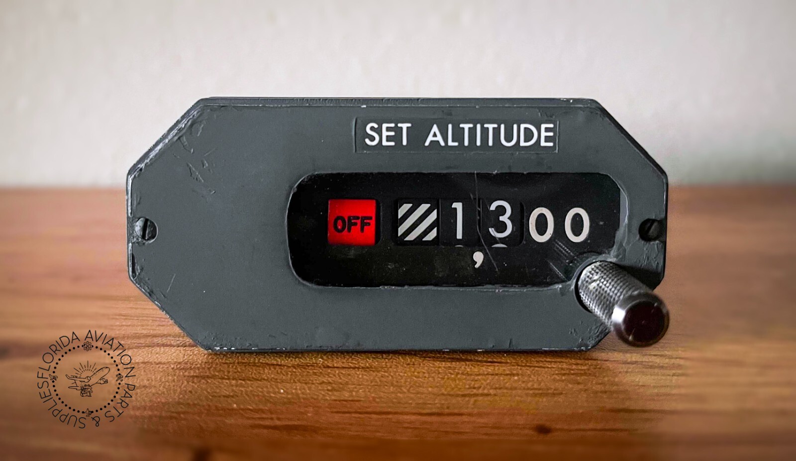 Kollsman  ALTITUDE ALERTER PN: 540-23989-511 with removal tag (Aircraft Parts)