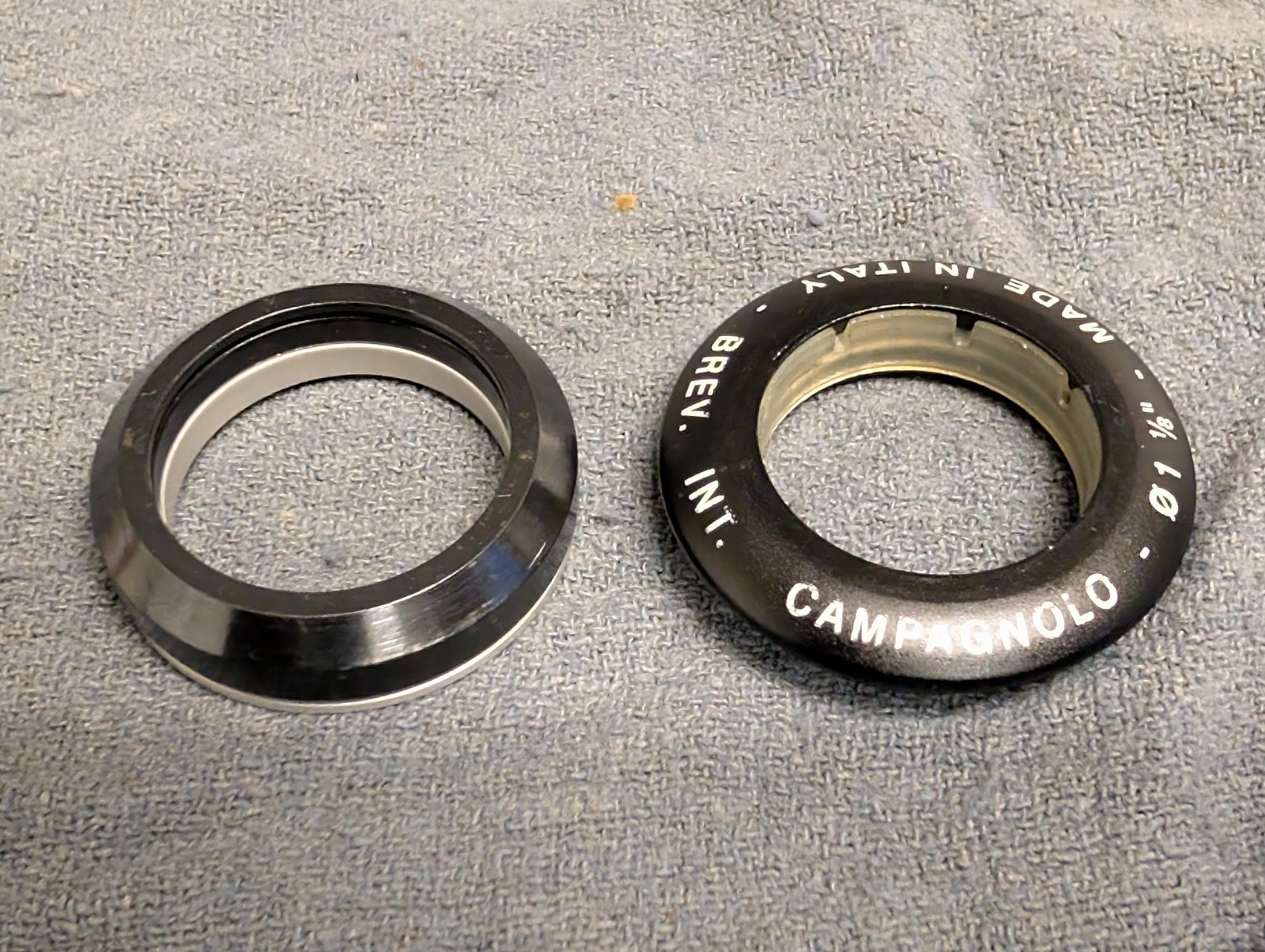 Campagnolo Chorus Integrated Hiddenset  1-1/8