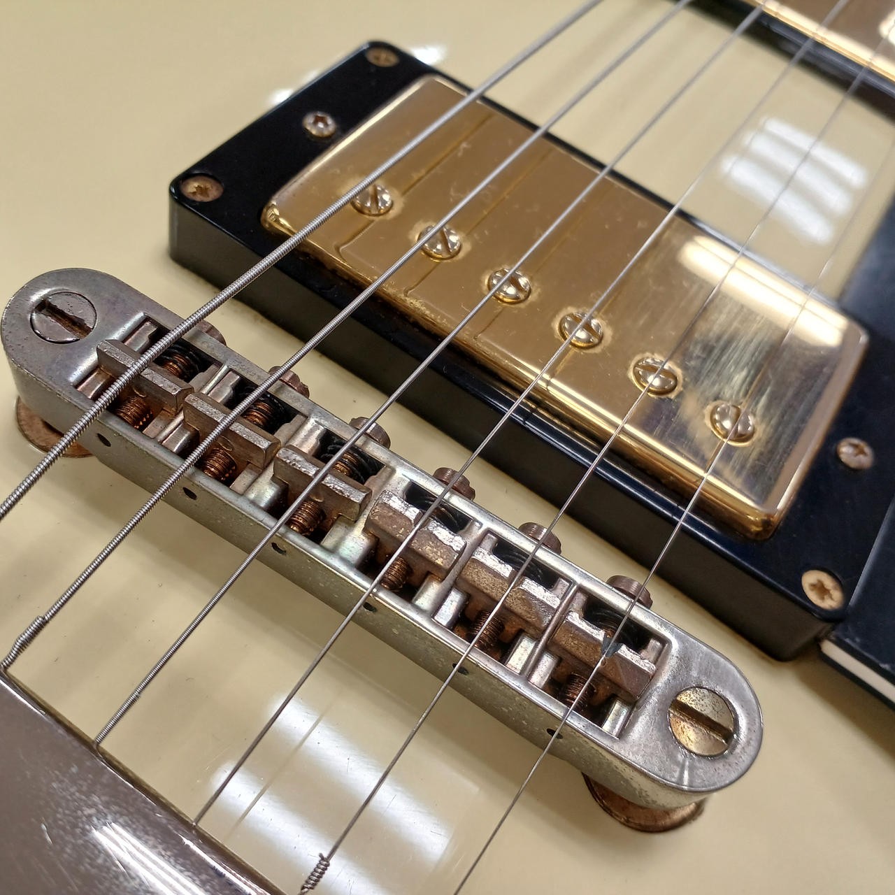 BUSKER'S BLS-300 Electric Guitar