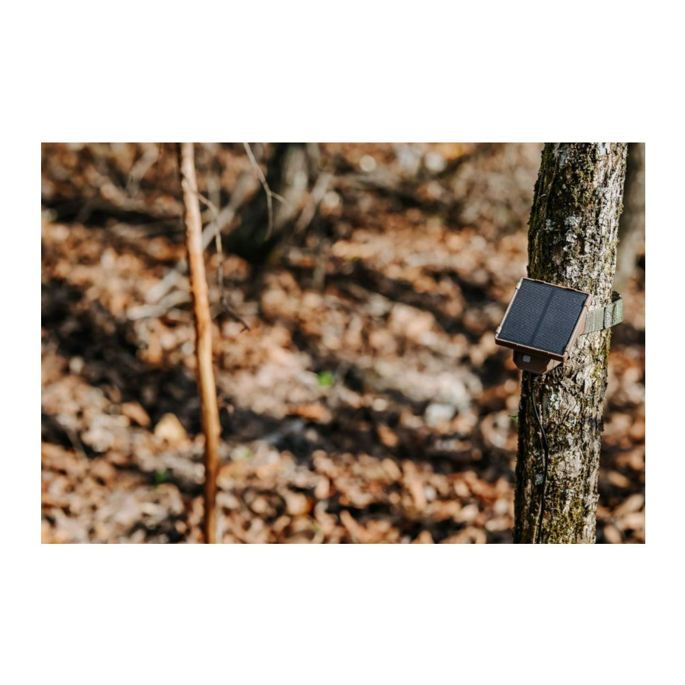 Browning Trail Cameras Universal Solar Camera Power Pack with Charge Meter