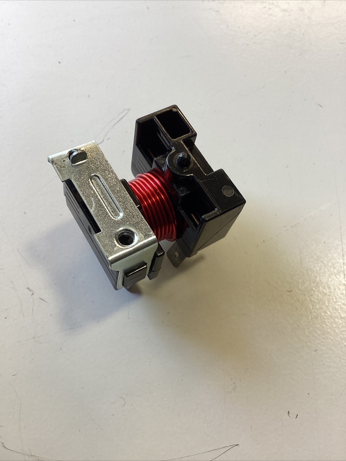 Follett LC12 Relay (Start) 501588 115v 60Hz